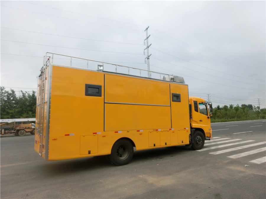 (コーチ長さ: 6.4メートル) 東風天津型60食事車