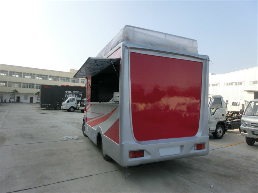 (長さ：4.1メートル) Ivecoダイニングカー}