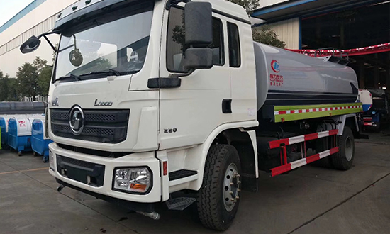 陕西省オートデロン 水噴射車（12立方容量）