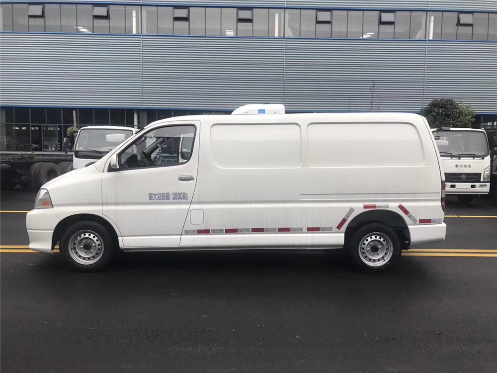 ゴールデンカップニューエクスプレスウェイ Bread Refrigerator Truck