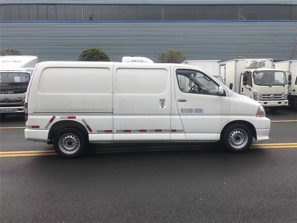 ゴールデンカップニューエクスプレスウェイ Bread Refrigerator Truck