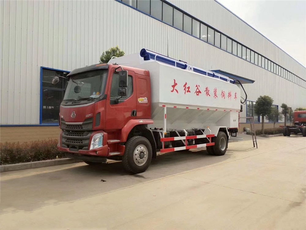 Liu Auto Chonglong [28立方] バルクフィードトラック輸送車