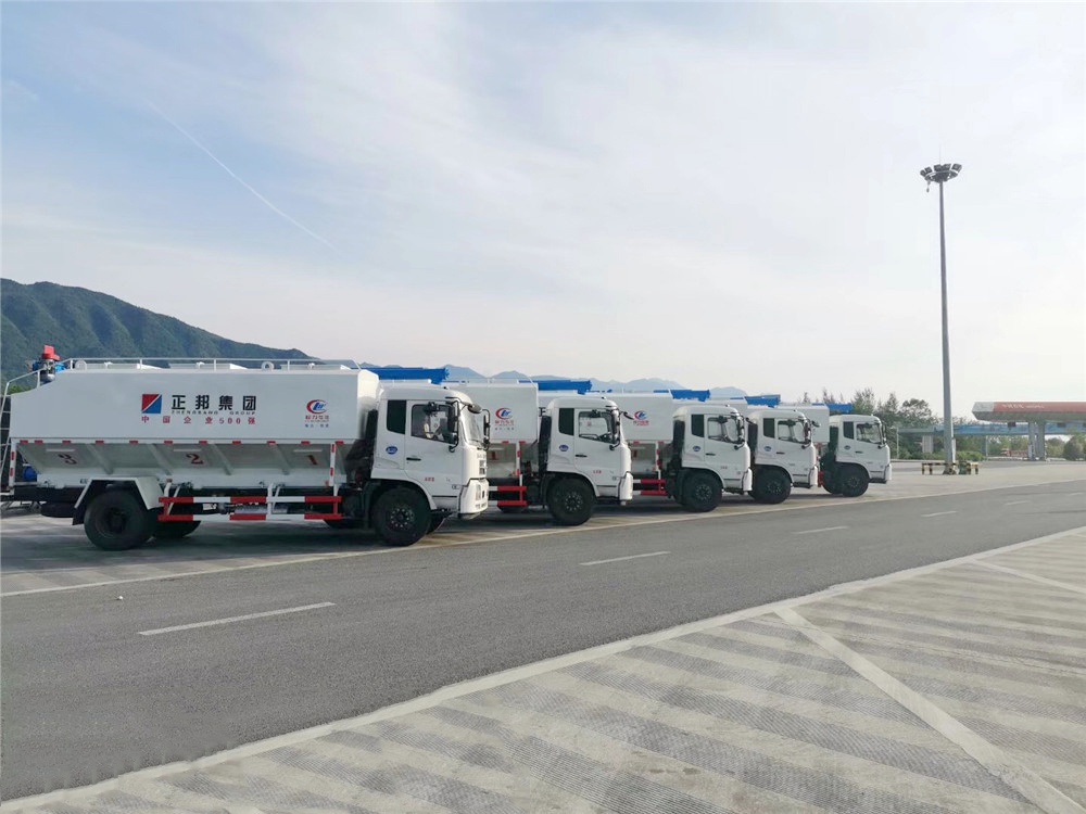 東風天津【22立方】大量飼料運輸車
