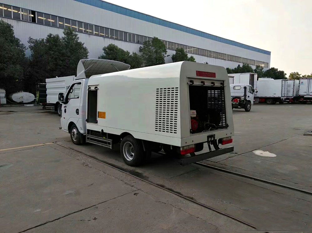 【1.5立方容量、蓝色车牌】東風途逸道路清掃車車輛