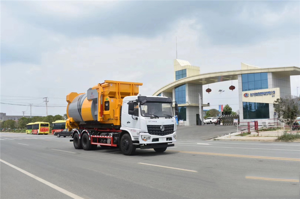 【18台】东风底置后双轴伸缩臂垃圾车