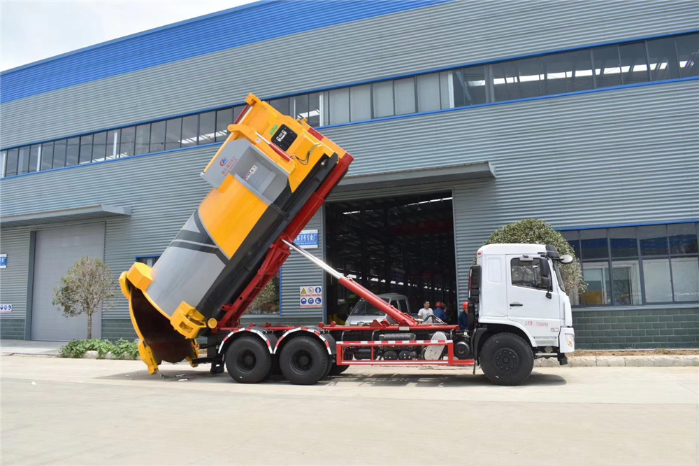 【18台】东风底置后双轴伸缩臂垃圾车