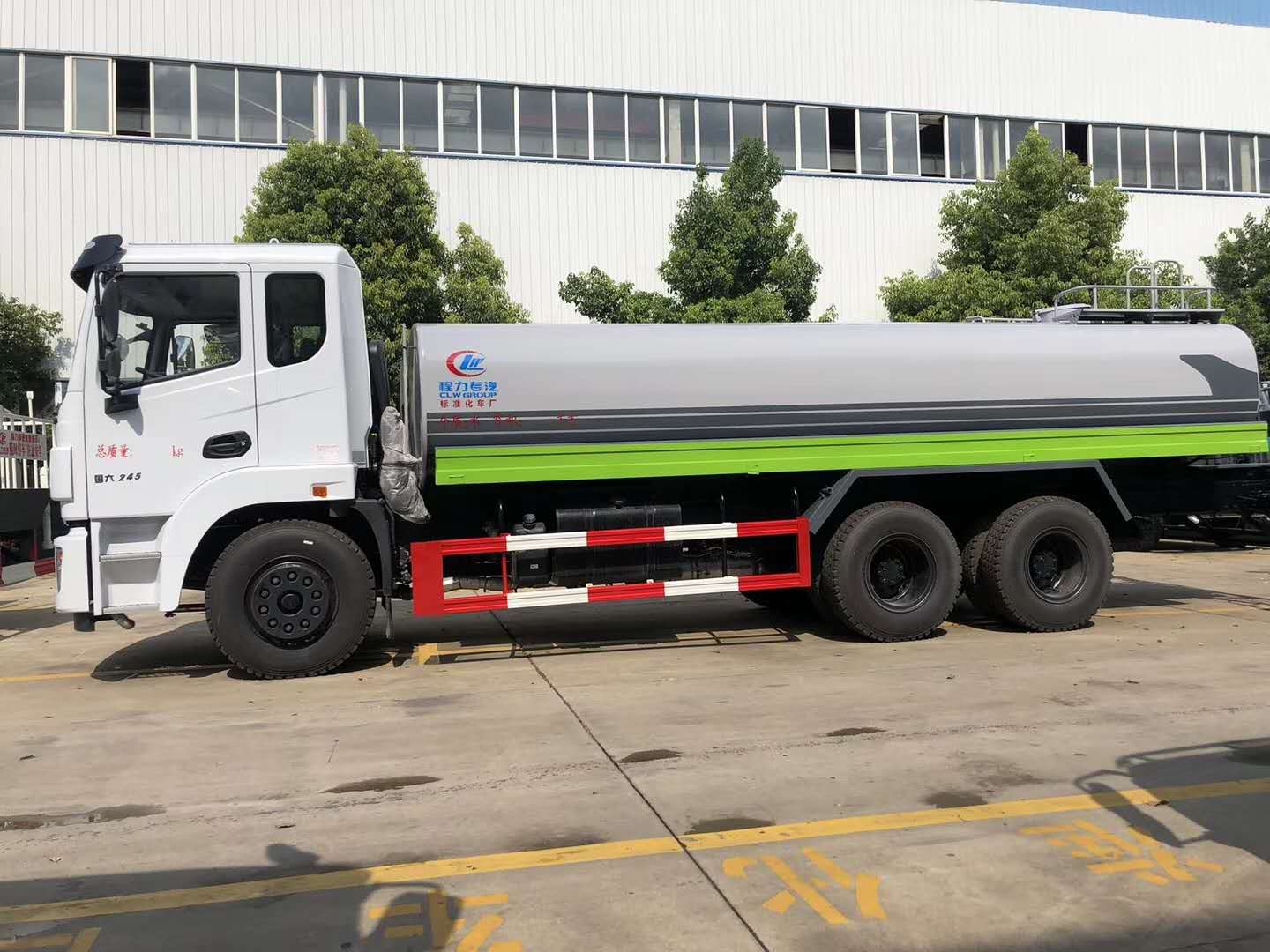 東風靜城20-22トンウォータータンク（霧 cannon付き）
