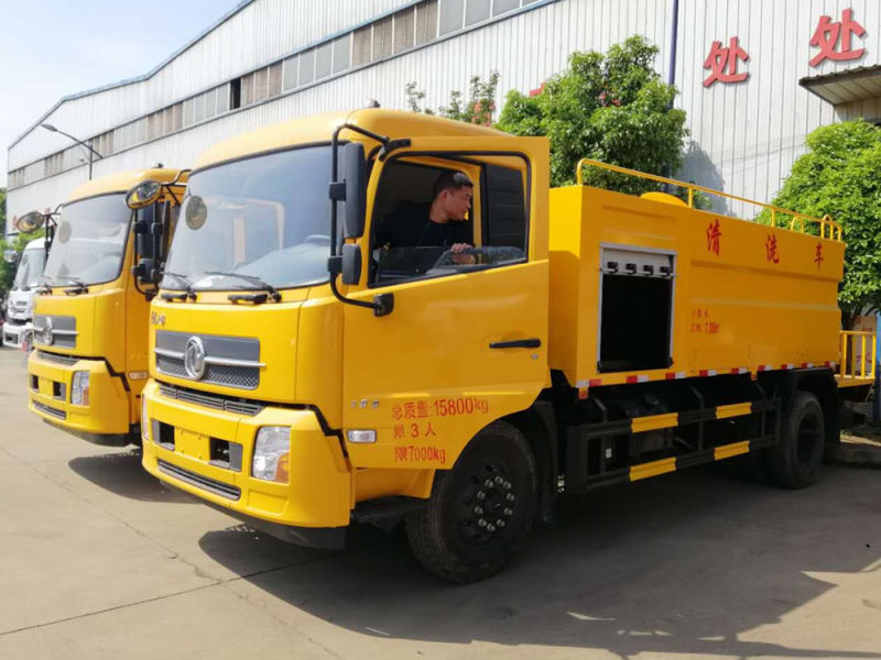 東風天津折りたたみタンク 10タンク清掃車