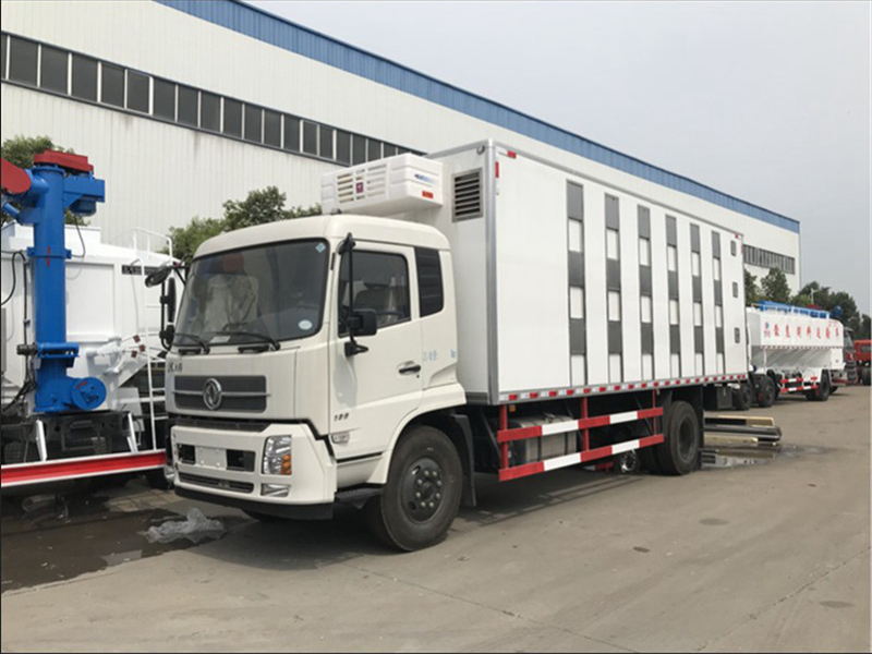 東風天津畜産輸送車