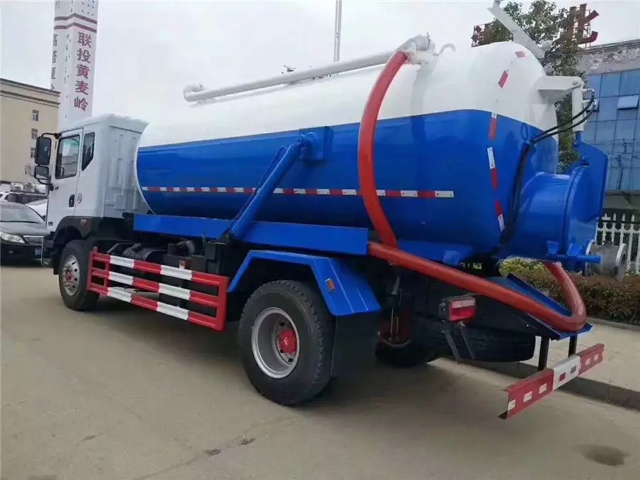東風10型A下水吸引車