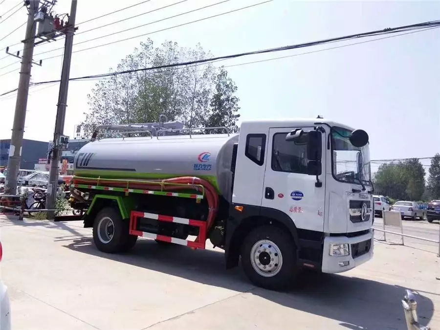 東風D9 10トン下水吸引車