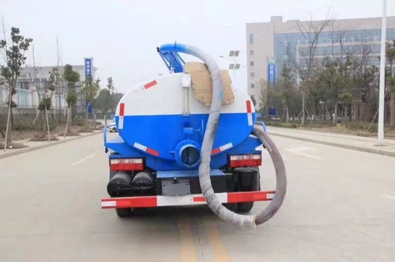 東風小多利卡5トン下水収集車