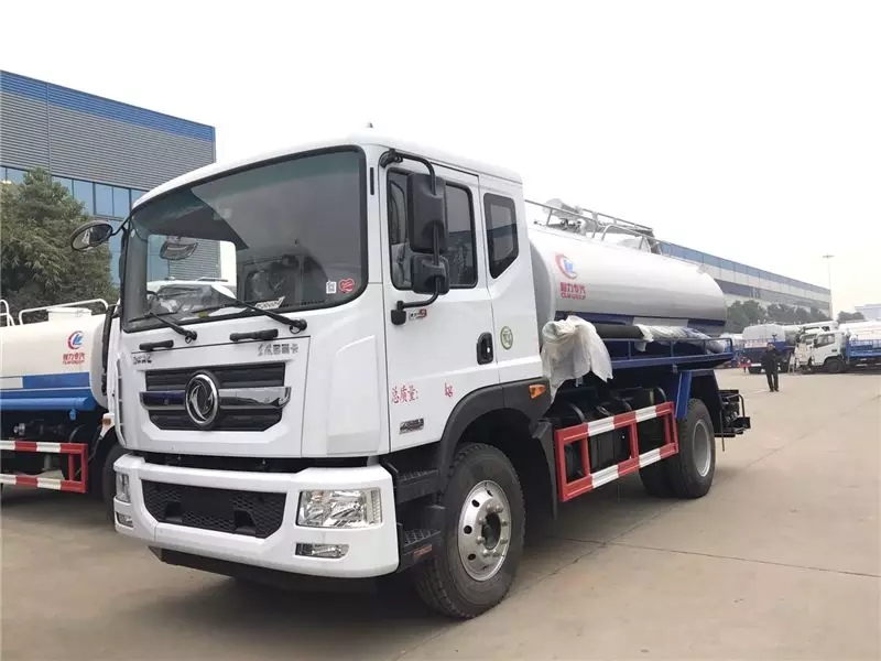 高功率 12 立方米汙泥吸污車