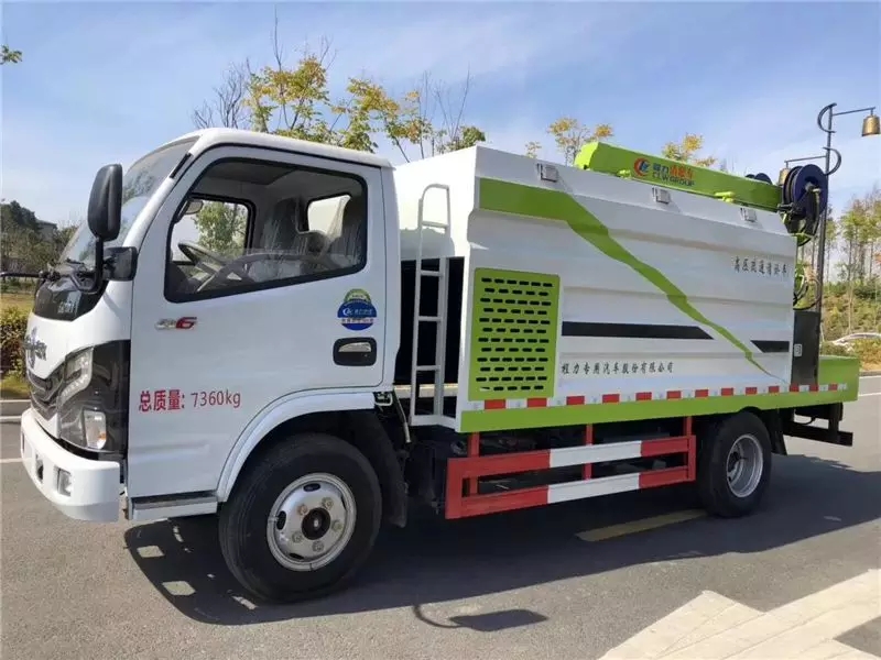 東風高壓排水淤泥清除車