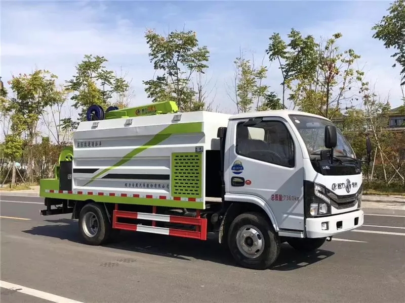 東風高壓排水淤泥清除車