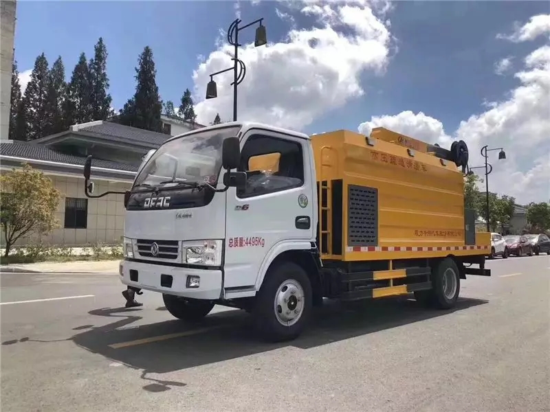 東風市下水道管線高壓清洗疏浚車