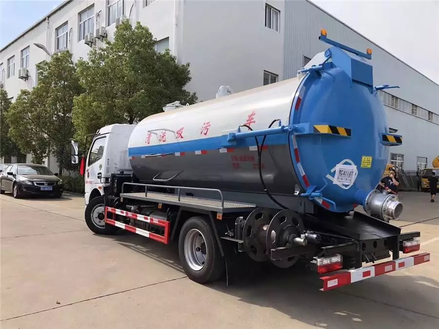 東風8トン統合タンク清掃及び排水吸引車