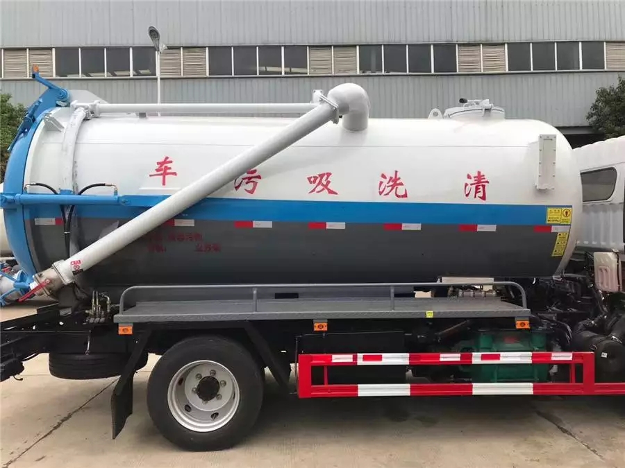 東風8トン統合タンク清掃及び排水吸引車