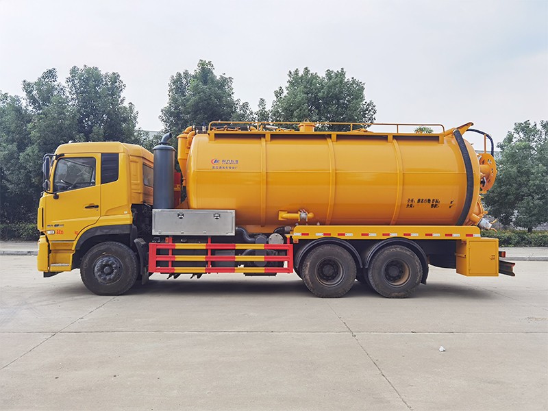 東風天龍後八輪污水吸排車