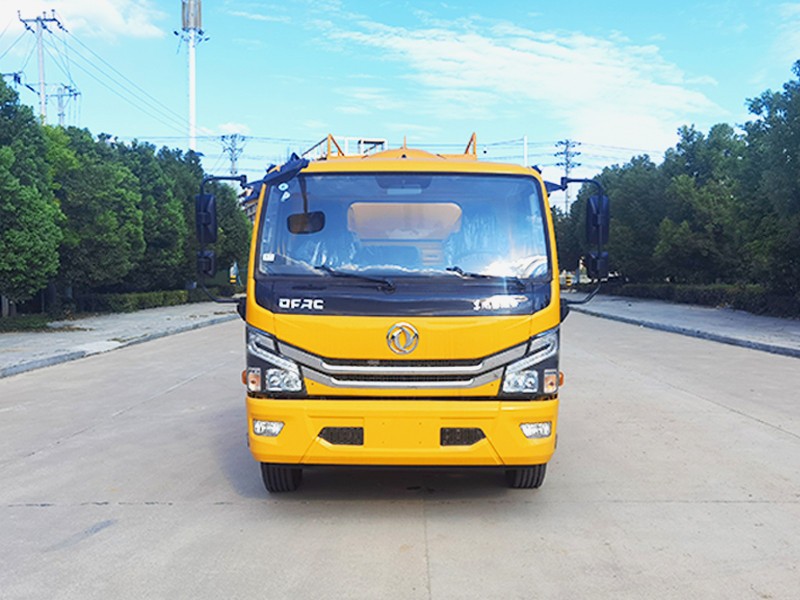 主に、Dalika統合清掃および汚水吸収車両