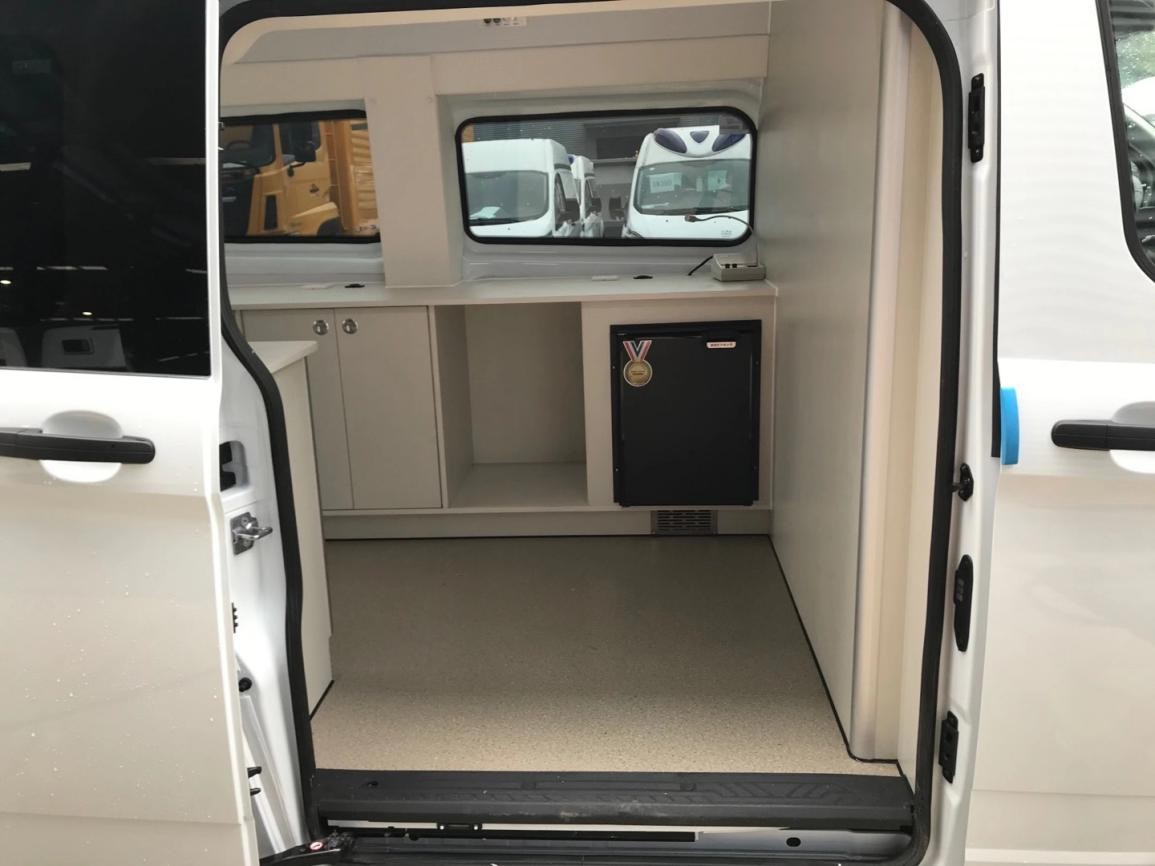 ワクチン車輛（移動サービス車輛）