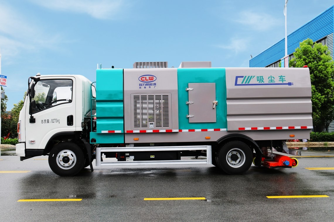 東風華神 5.5立方メートル全電動清掃車
