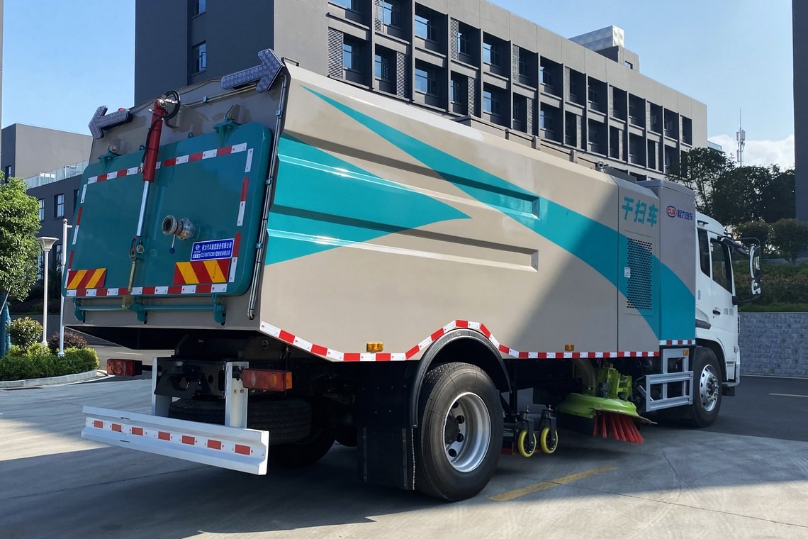 東風天津純電気乾式洗掃車および吸引掃除機