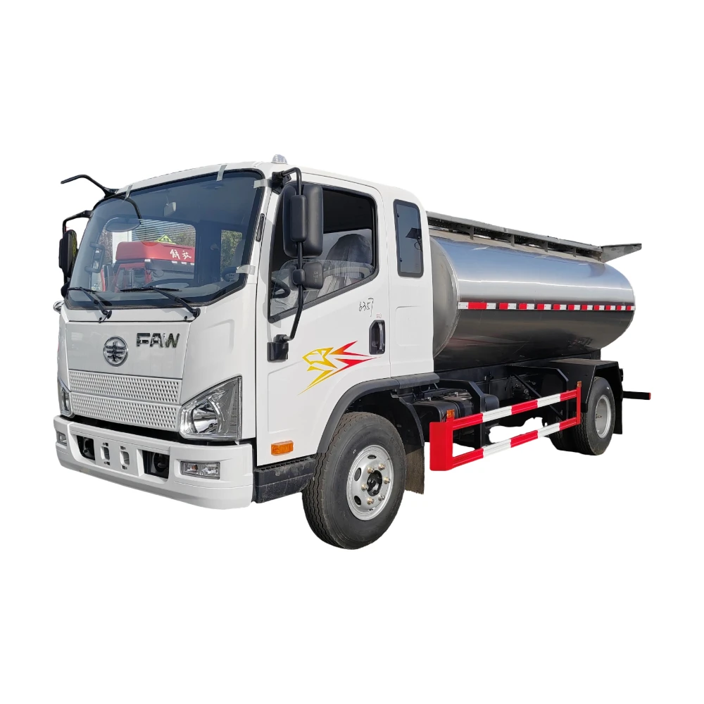 カスタマイズされた5000L-20000L食品グレードのステンレス鋼モバイルフレッシュミルク冷却トラック304絶縁ダイヤリー輸送用