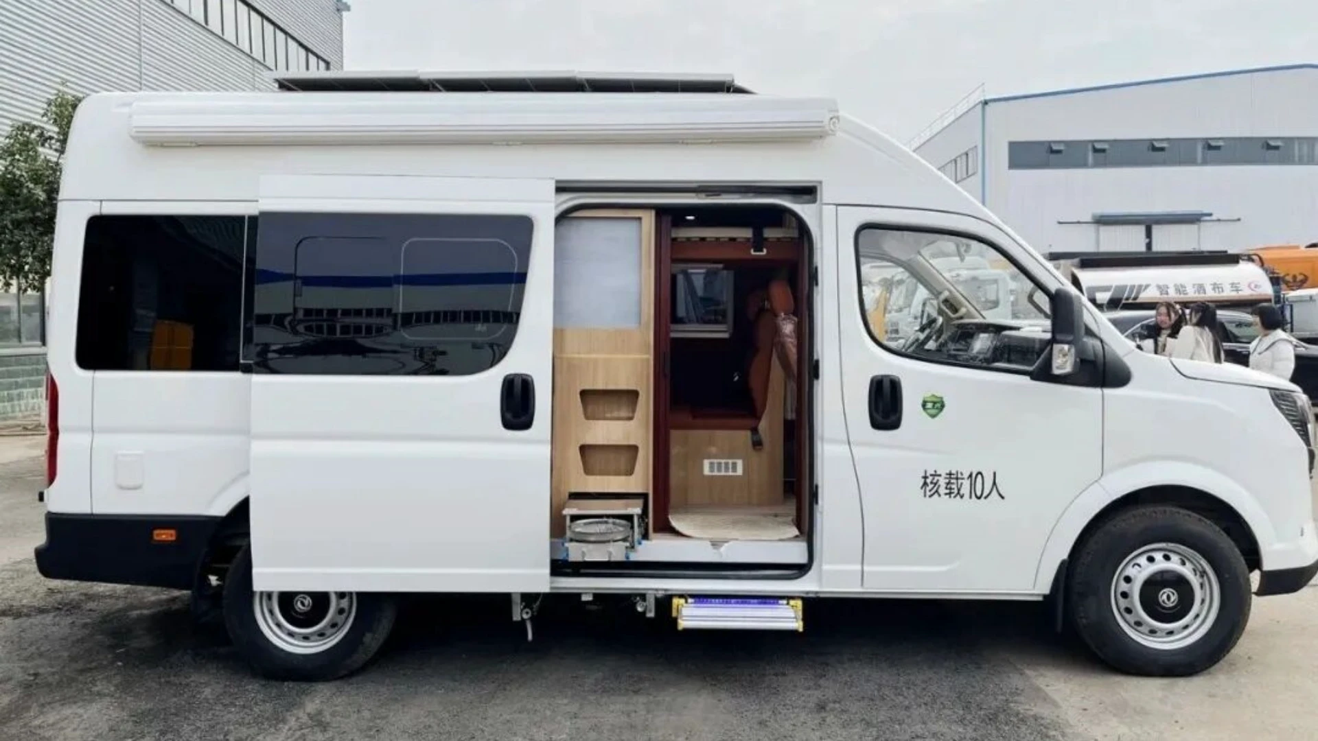 東風宇風長軸高頂休閒車直接銷售