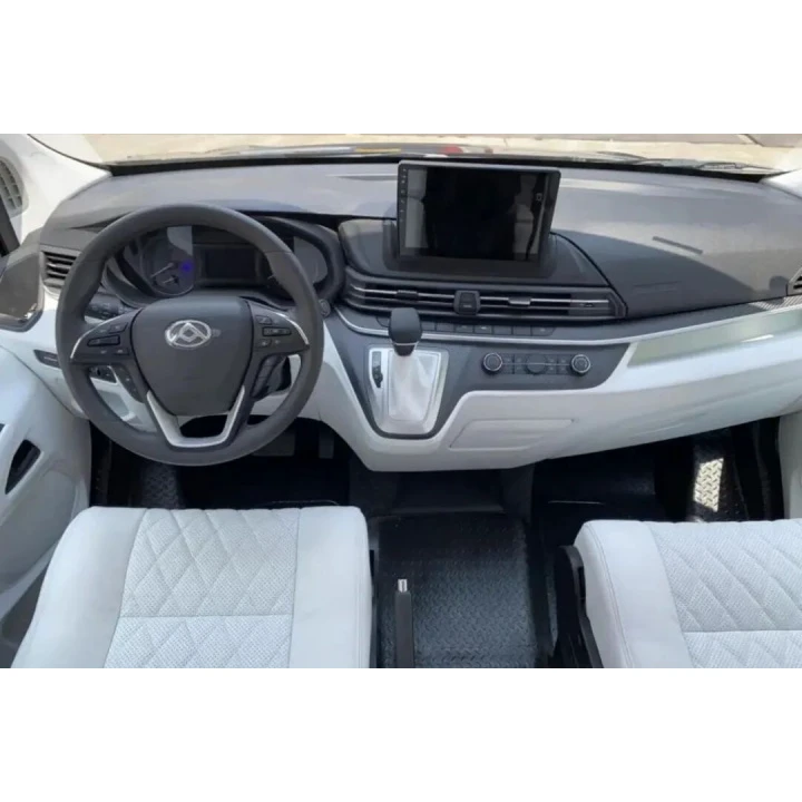 Dongfeng V90 エクステンデッド・アックス ハイリーズ ビジネス Trailер