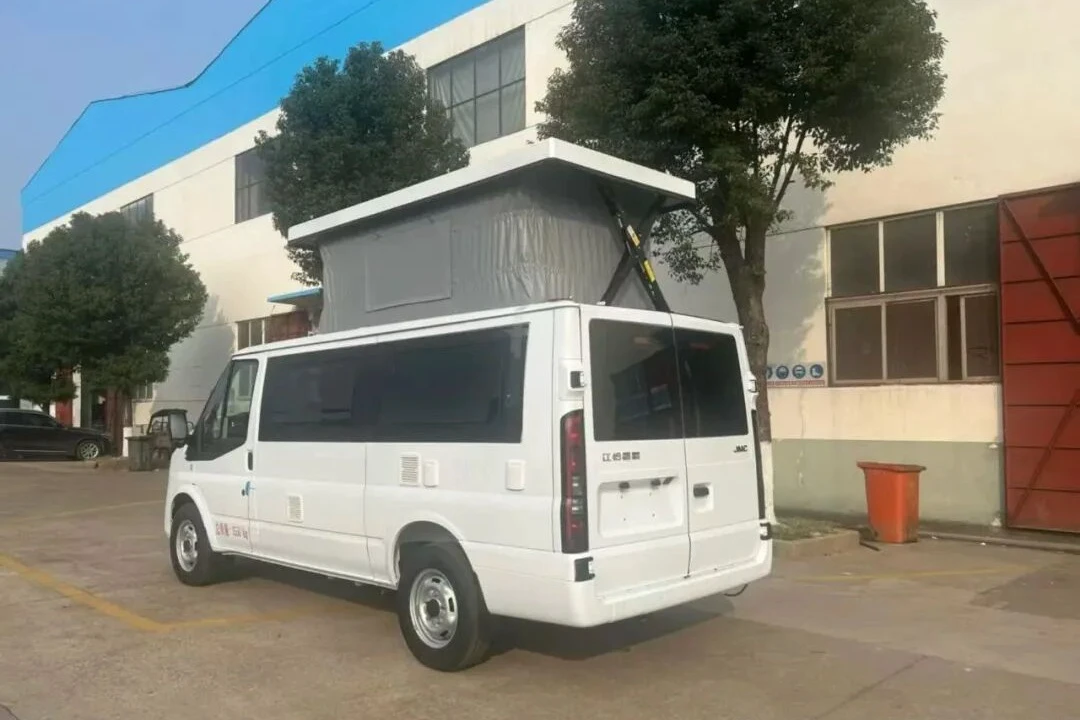 江陵福順中軸超低車頂銷售型攝政車 [配硬車頂升起]