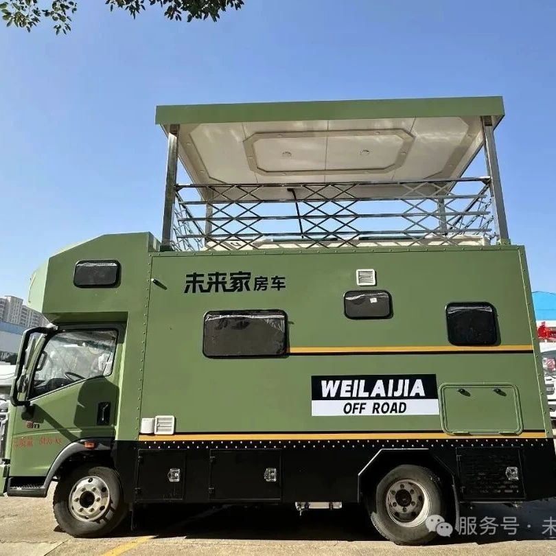 成里工場でのシノトラック・ハーワオ・エレベートド・ルーフモデルのRV即売り