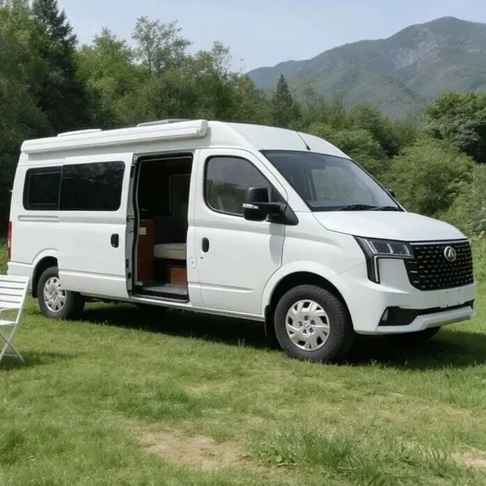 SAICマクサスV80短軸中天キャンプトレーラー